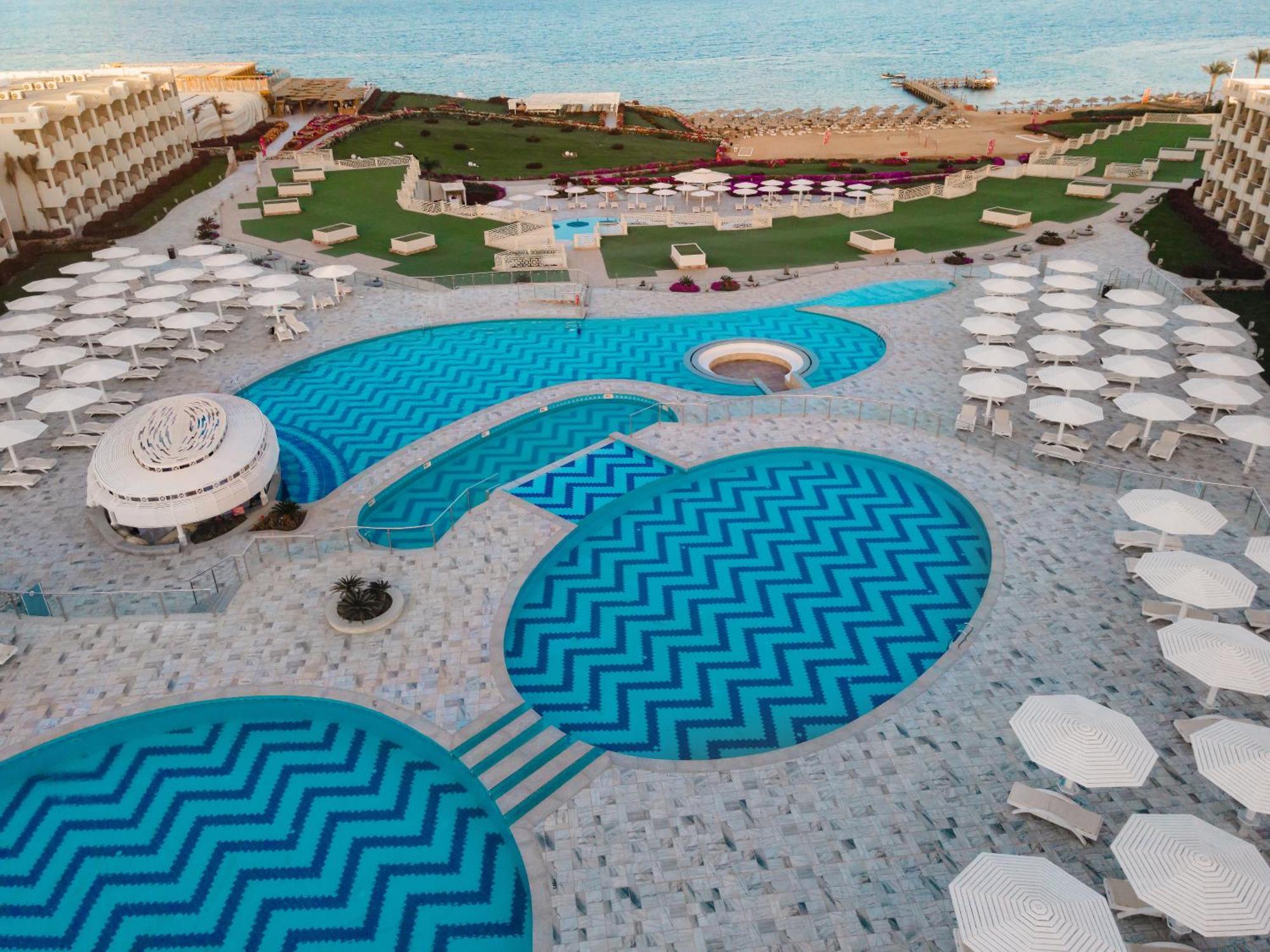 Sirena Beach Resort & Spa Marsa Alam Exterior photo